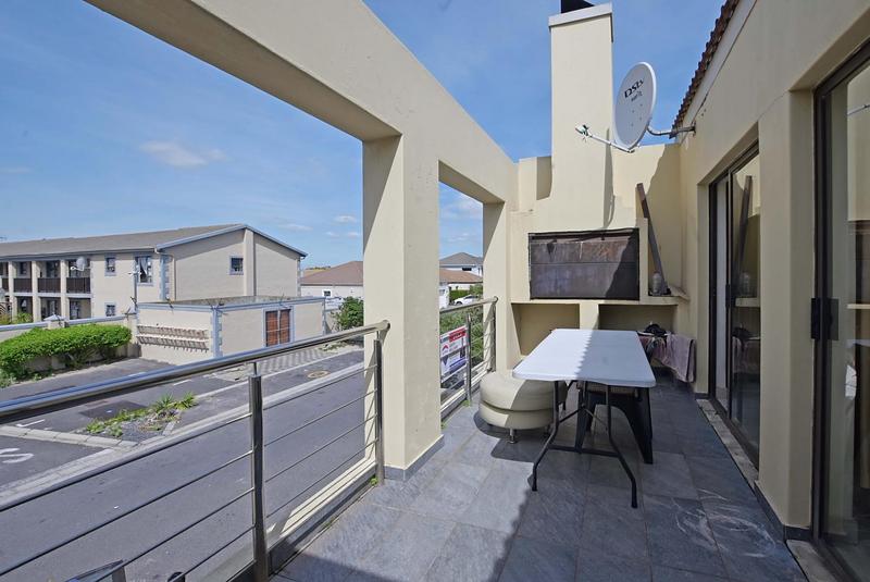 5 Bedroom Property for Sale in Parklands Western Cape